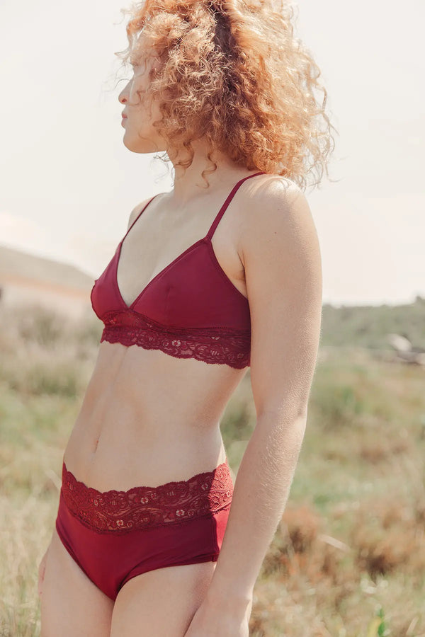 Absolu-Anthéia-Shorty in Bordeaux